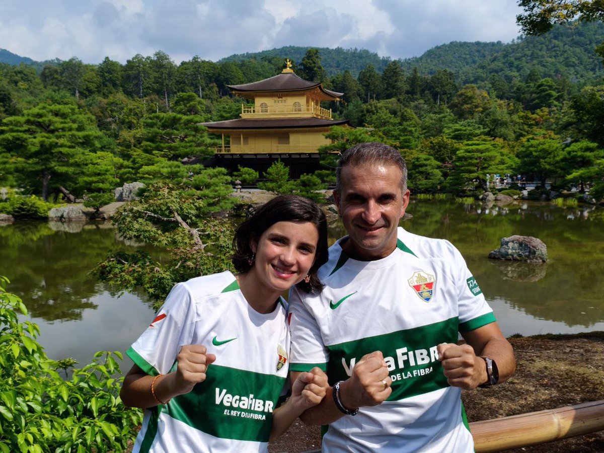 Desde Kyoto, siempre con el equipo de nuestra vida. ¡Vamos franjiverdes! Orgullosos de llevar la franja en el pecho por todo el mundo.<a href="/elchecf/">Elche Club de Fútbol</a>