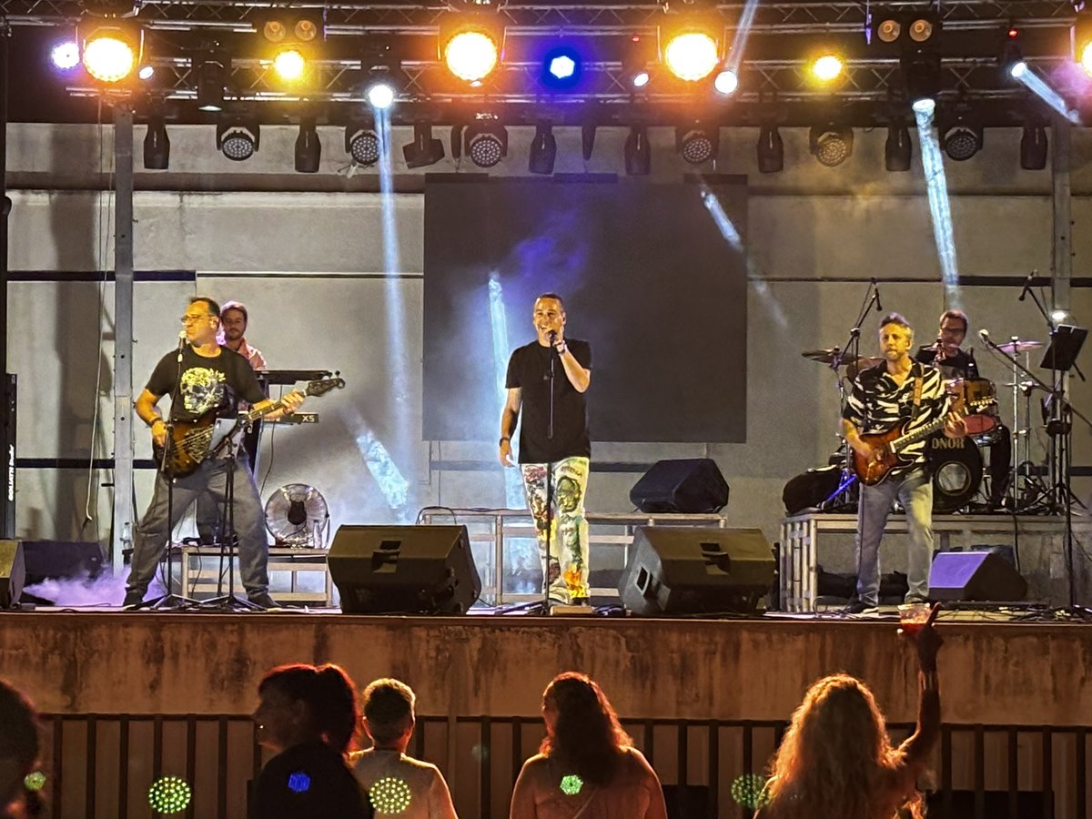 ☝🏻𝐓𝐔 𝐀𝐘𝐔𝐍𝐓𝐀𝐌𝐈𝐄𝐍𝐓𝐎 𝐓𝐄 𝐂𝐔𝐄𝐍𝐓𝐀:

🎤Así luce Nerva en la noche del sábado con la Orquesta Sensación y la actuación del Rockología.🎧

¡Construyamos PUEBLO juntos!