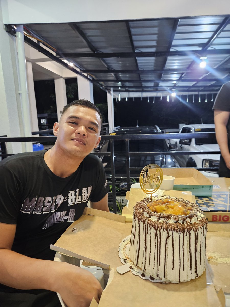 God doesn't want to bless you because of how good you are—He wants to bless you because of how good He is. #JoyceQuote

+1 😊🎂🎈