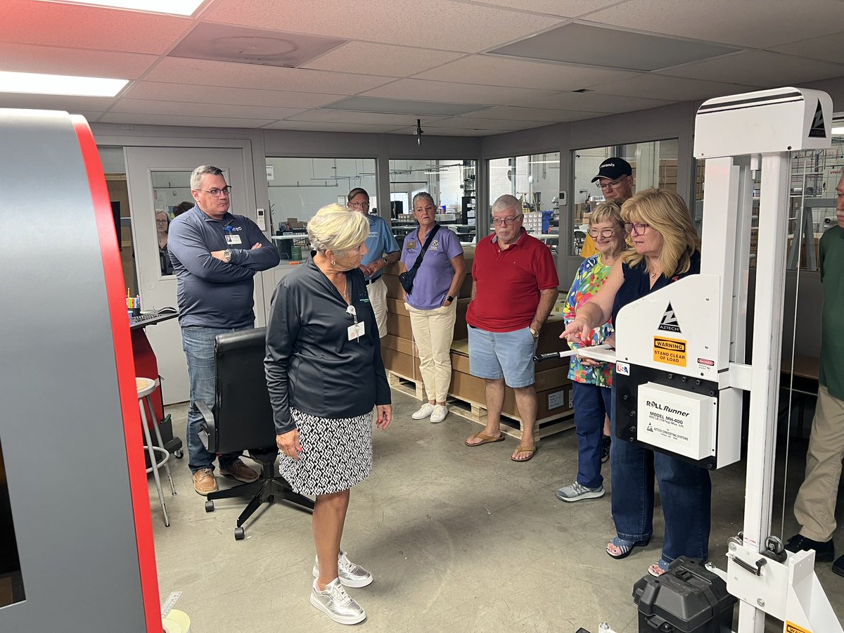 AMBirds_Decatur's tweet image. Several Kiwanis Clubs visited MRI last week…