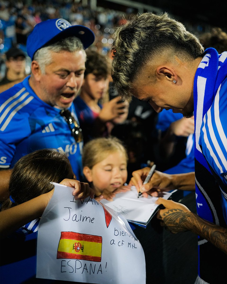 cfmontreal's tweet photo. Iván est Montréalais 💙

Our new number 1⃣1⃣ has arrived 🛬

#CFMTL https://t.co/gGBqN0bLIj