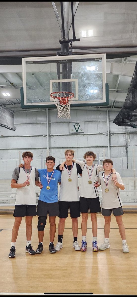 Parkersburg Catholic High School Boys Basketball (@pcboysbball1) on Twitter photo Elite Sports Center 3v3 Champions!
<a href="/BransonLott/">Branson Lott</a> <a href="/LUKE_ANDERSON26/">LUKEANDERSON2026</a> <a href="/ihoopEthanwilli/">Ethan Williams</a> <a href="/LeoDeAngelo13/">Leo DeAngelo</a> <a href="/Ian_haid/">Ian</a> Elite Sports Center 3v3 Champions!
<a href="/BransonLott/">Branson Lott</a> <a href="/LUKE_ANDERSON26/">LUKEANDERSON2026</a> <a href="/ihoopEthanwilli/">Ethan Williams</a> <a href="/LeoDeAngelo13/">Leo DeAngelo</a> <a href="/Ian_haid/">Ian</a>