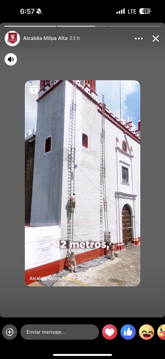 chrisrcm's tweet photo. @CNPC_MX @GobMilpaAlta @AlcMilpaAlta @GobCDMX  Les parece correcto y 100% seguro este método de unir escaleras para llegar al cielo con Jesus? 1000% inseguro como permiten esto? @CarlosLoret @AztecaNoticias #OctavioRivero donde está la gente de protección civil vigilando ? https://t.co/Weq3cTilOu