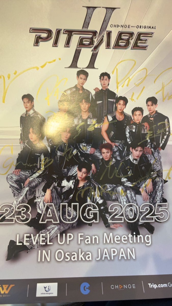 Pitbabe 2025 サイン入りポスター 大阪ファンミ Pitbabe 2025 サイン入りポスター 大阪ファンミ