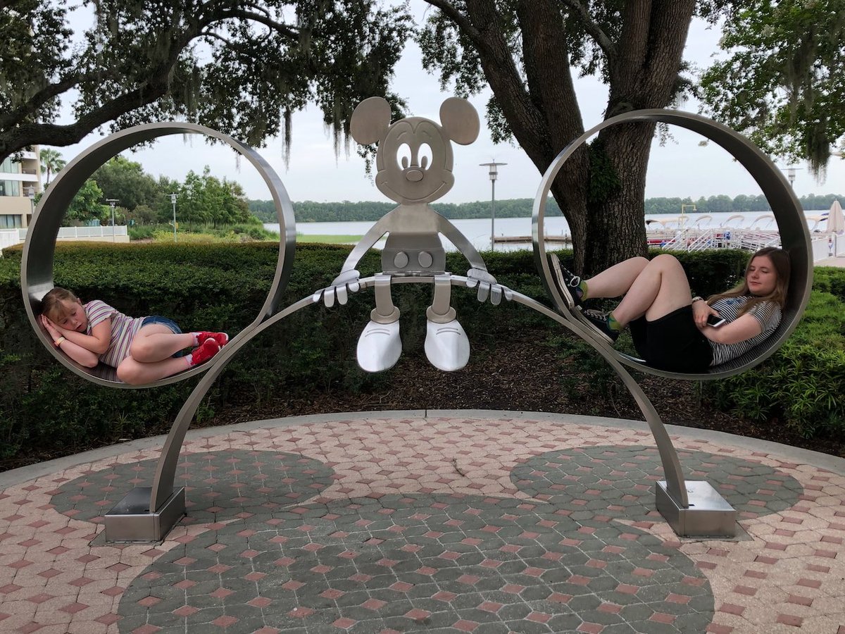 Modlifeisgood's tweet image. We have started a major and very long overdue update of ModernLifeisGood will take 4-6 weeks to get everything updated , but here is our completely refreshed guide to Walt Disney World Resorts modernlifeisgood.com/2025/08/23/gui…  #wdw #WaltDisneyWorld #disneyworld #disneyblogs