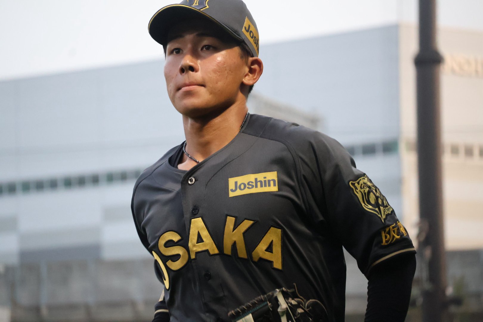 L 前川選手 B-LUCK DYNAMITE 黒 ユニフォーム 阪神タイガース 阪神タイガースユニフォーム ブラックダイナマイト L 前川選手 B