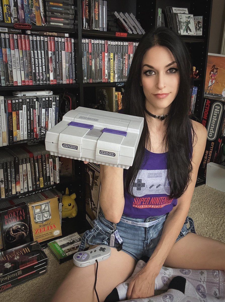 On this day 34 years ago, North America got to play with “super power” for the first time! 🎉 The Super NES was released in North America on August 23, 1991, with Super Mario World, F-Zero, Pilotwings, Gradius III, and SimCity as launch titles. The Super Famicom had already