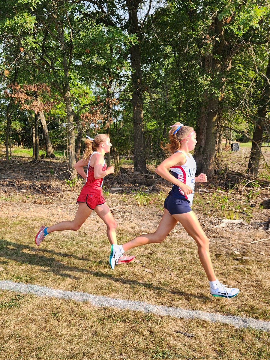 Wauseon XC Girls Ella Rhoades placed 2nd at the Defiance Earlybird Invitational.  Great season opener!