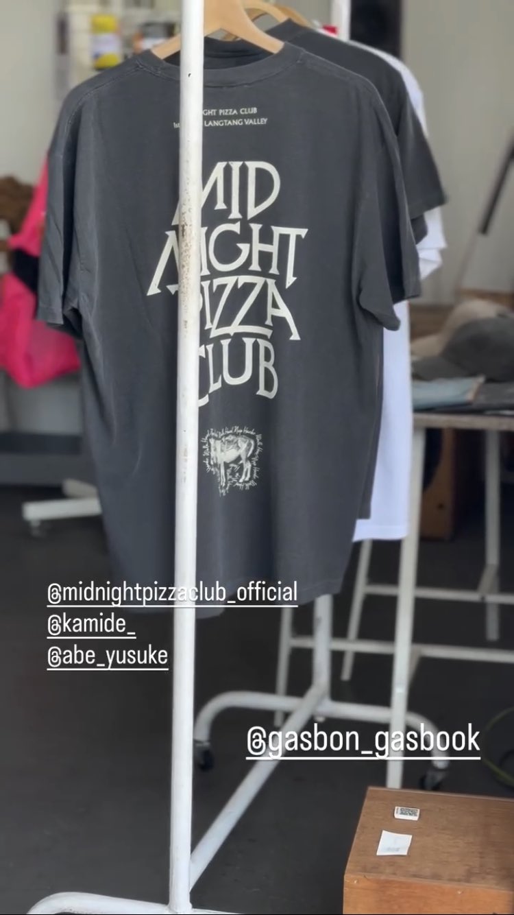 MIDNIGHT PIZZA CLUB Tシャツ Mサイズ 亀*ん様 MIDNIGHT PIZZA CLUB T