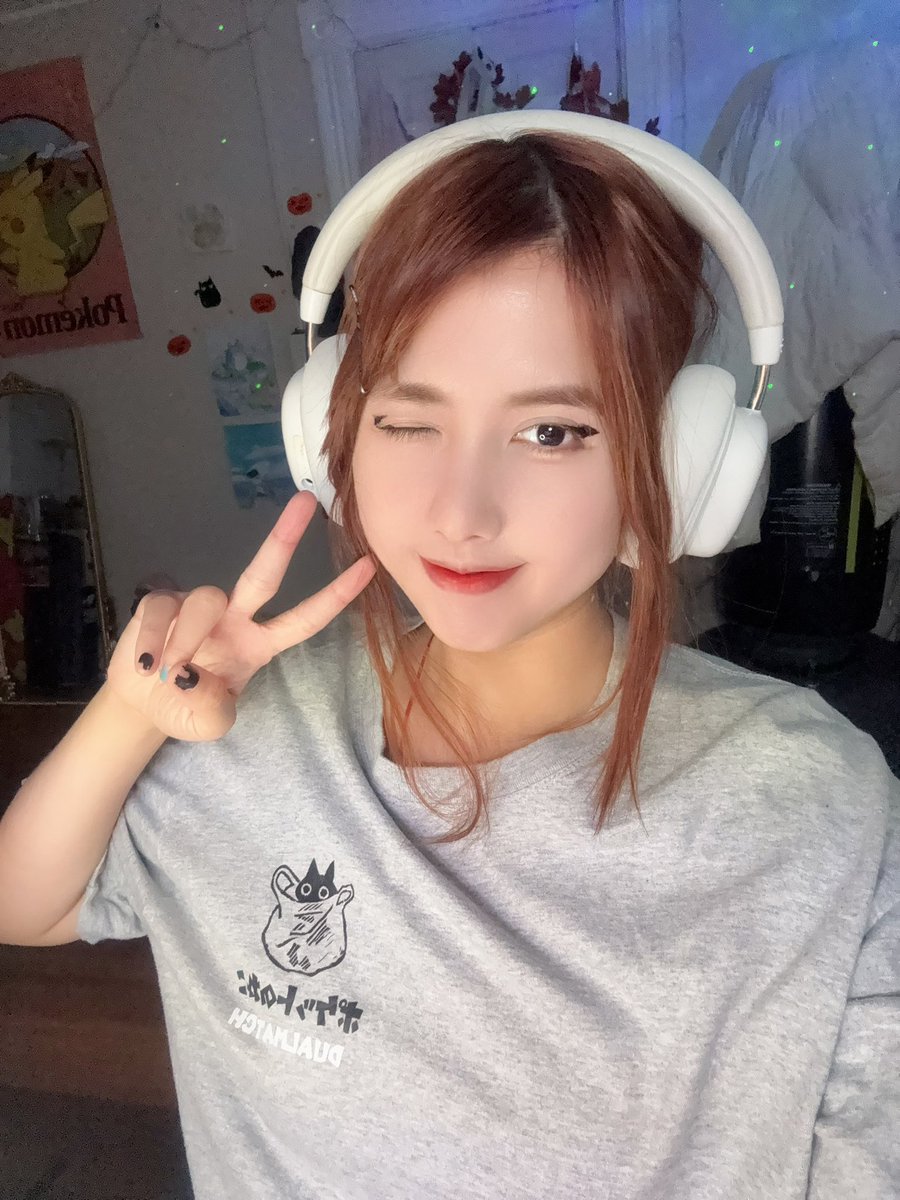 Más de don’t starve together :3
Twitch.tv/Aalexlee22