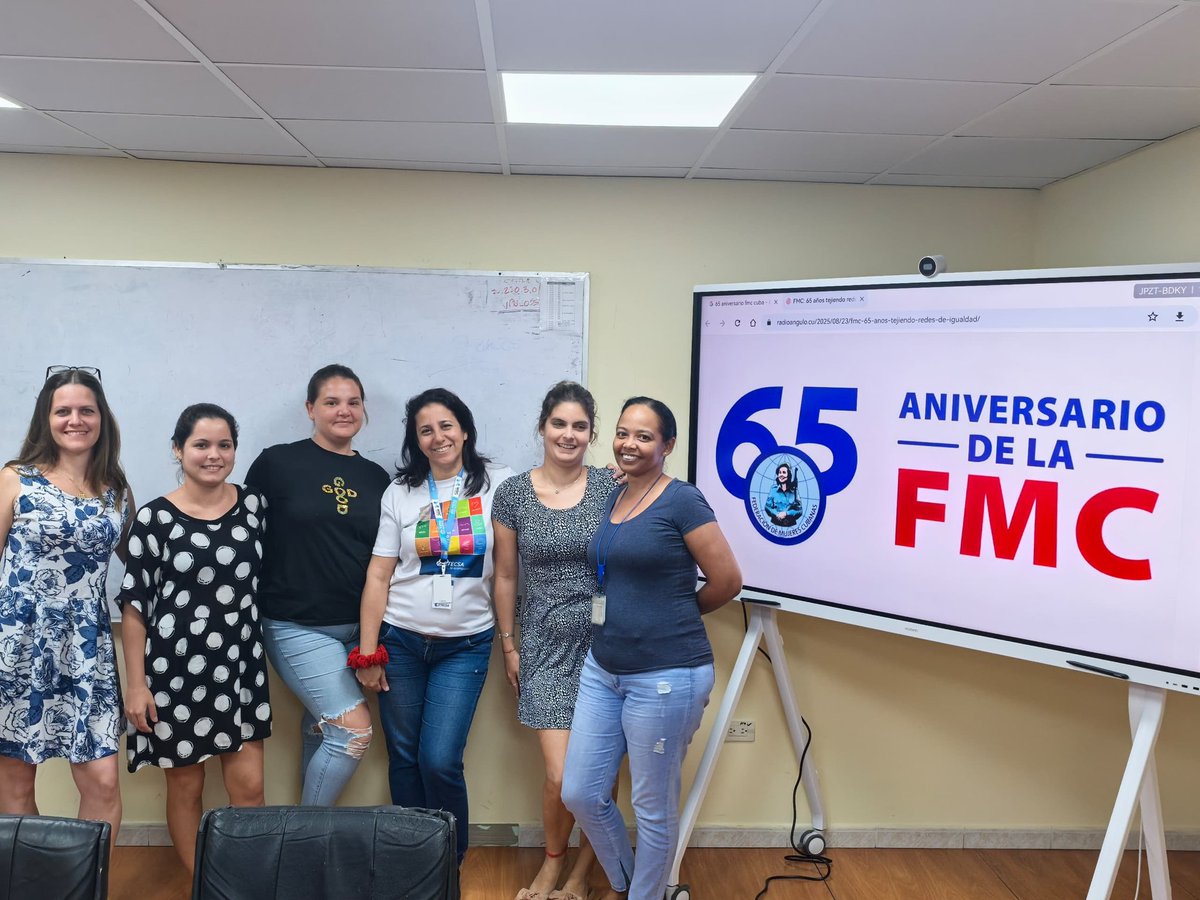 ¡Hoy y siempre, rodeada de mujeres poderosas! 💪📶

Su talento y competencia validada son claves para operar los núcleos de red de telecomunicaciones en Cuba. Su desempeño refleja cada día entrega, compromiso y #Revolución.

#ETECSAconCuba #MujeresEnRevolución