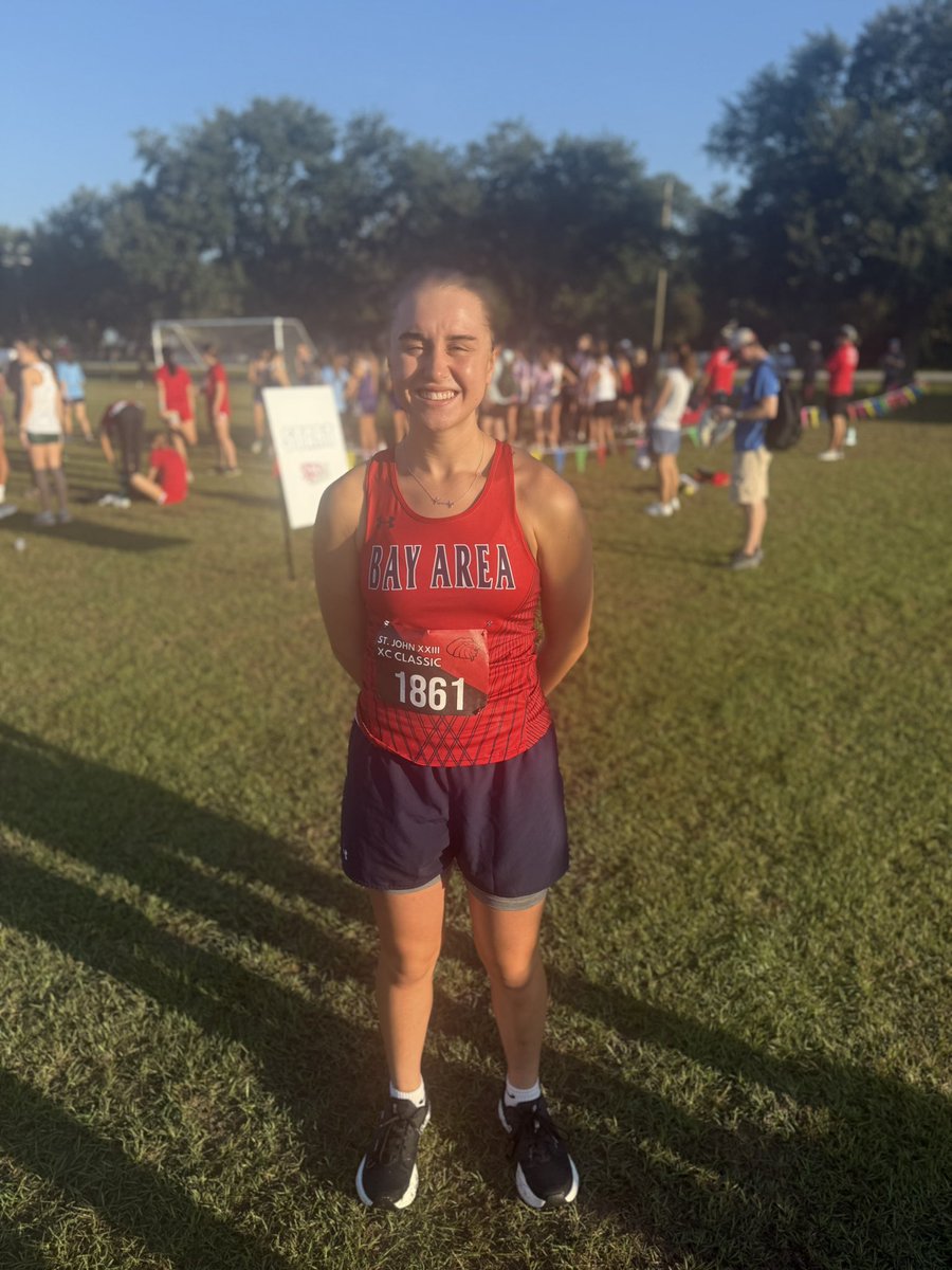 BethFarrz's tweet image. Cross Country Meet today. So proud of this girl… placed 13th out of 70 Runners in 3200 meter race, finished with a time of 13:57. 

#workshard
#greatkid
#loveher
@kikibird334 @farr7272