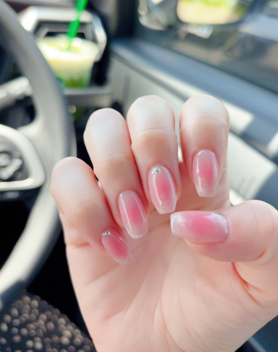 dbdm_ominmin's tweet image. ネイルからのスタバ♥涼み抹茶美味しすぎる!