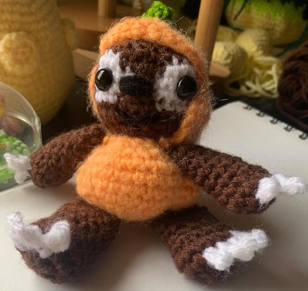 FelineofFrost's tweet photo. Lookit this little cutie that i made using a pattern by hookedwithlove23 on instagram!! <3 https://t.co/eo8zx76WCv