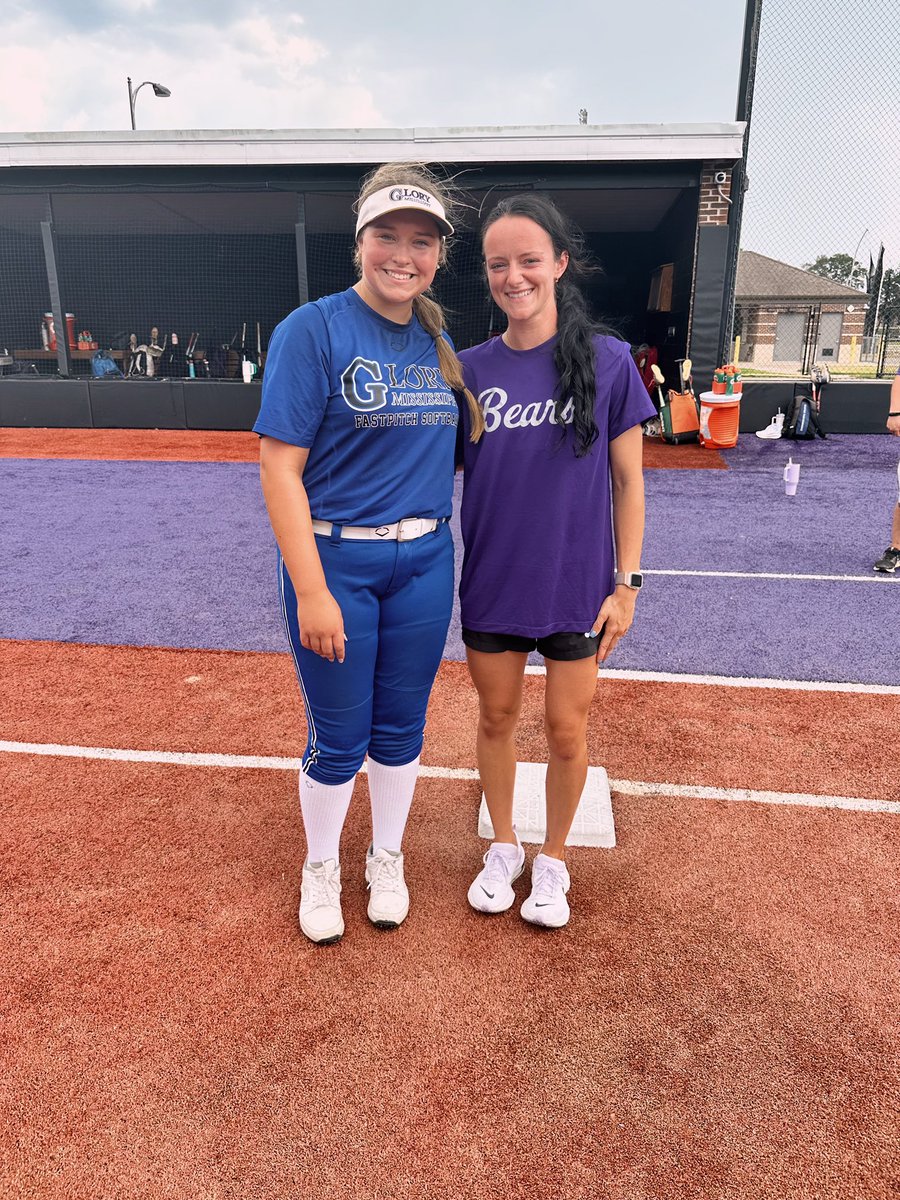 shelbyrbrock's tweet image. Thank you @CoachLucas_ for the Camp! I had such a great time at the @UCASoftball camp! 
@kyliegriffinnn @coachsaraflenor @xtremedemarini @MGlory18UNatLew