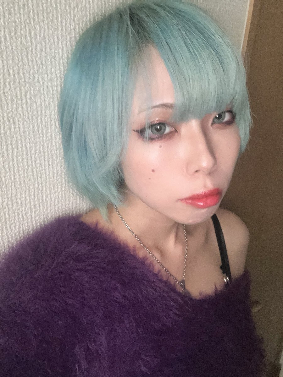 また水色にしたい気持ち