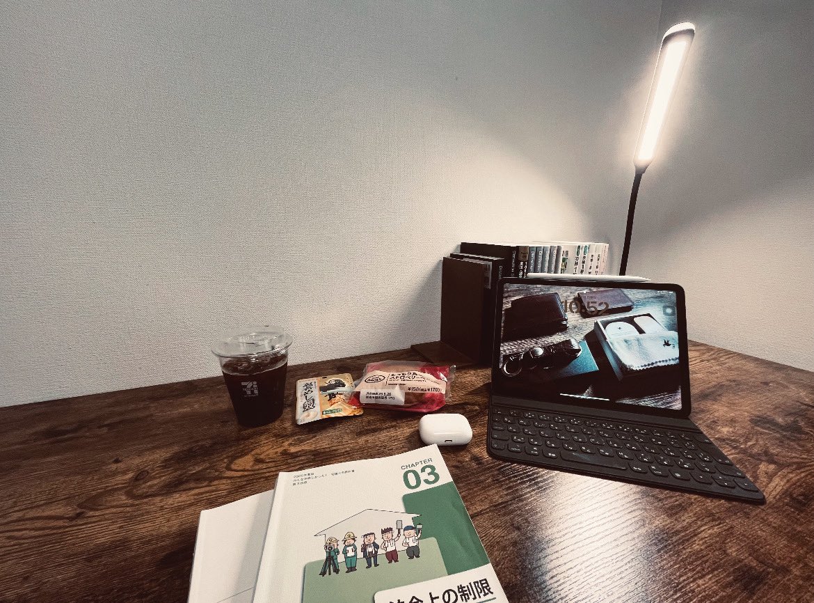 study___3s's tweet image. 夕方の競泳練習までやっていきます！

#TOEIC #英検 #英語学習
#宅建 #勉強記録