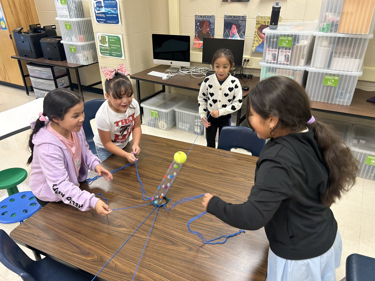 Mrs. Flores ⚓️💙 tweet media