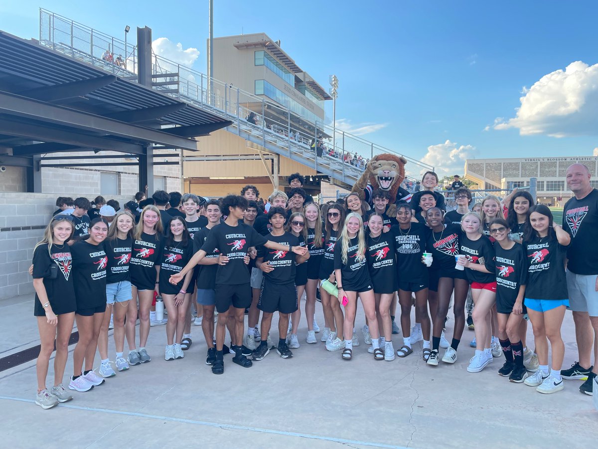 Great night at Meet the Chargers for Cross Country and Girls Track!  <a href="/CoachNateShaw/">Nate Shaw</a> <a href="/LoriMurach/">Lori Murach</a>