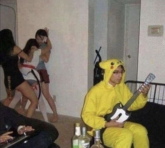 insane poses (@insaneposes) on Twitter photo 