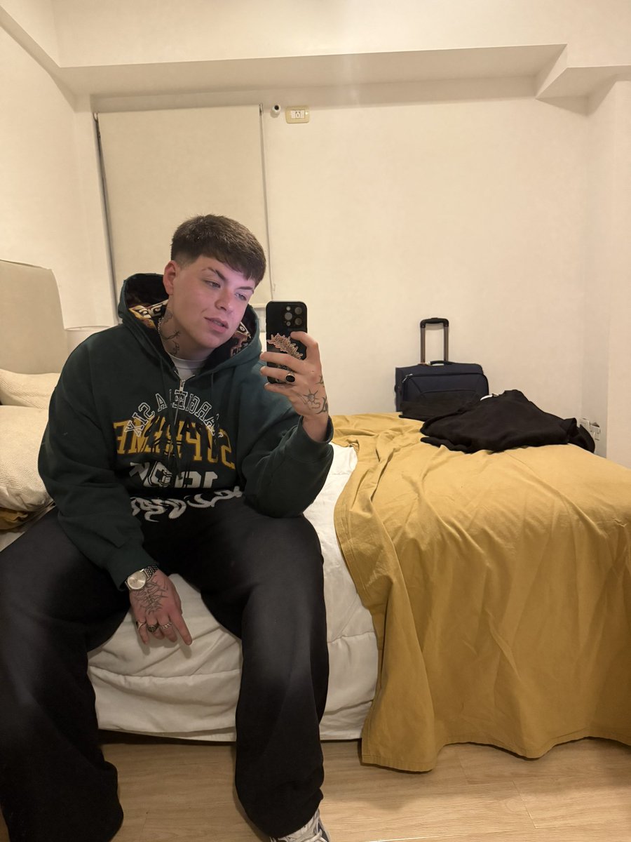 knak (@kidknak) on Twitter photo 