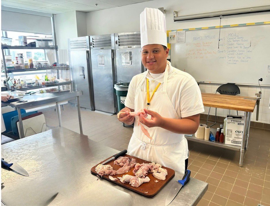 .<a href="/Pierce_Cooking/">Pierce_Cooking</a> is really living his dream. Love My Guy ❤️💪🏾🙏🏾