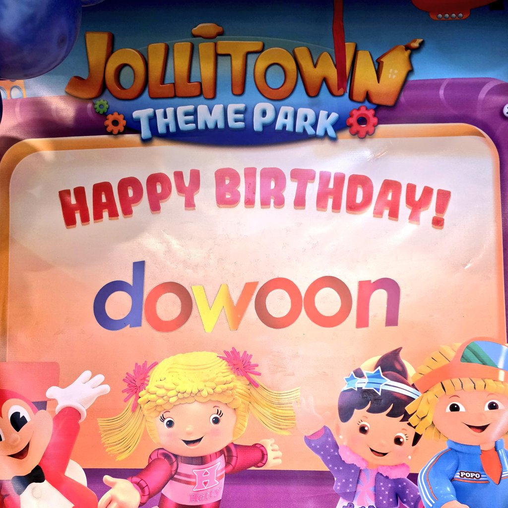 pulse956ph's tweet photo. This is it pancit! Come on over guys 💙

#DOWOONderland
#HBDong
#PULSE956 https://t.co/83owLprXkb