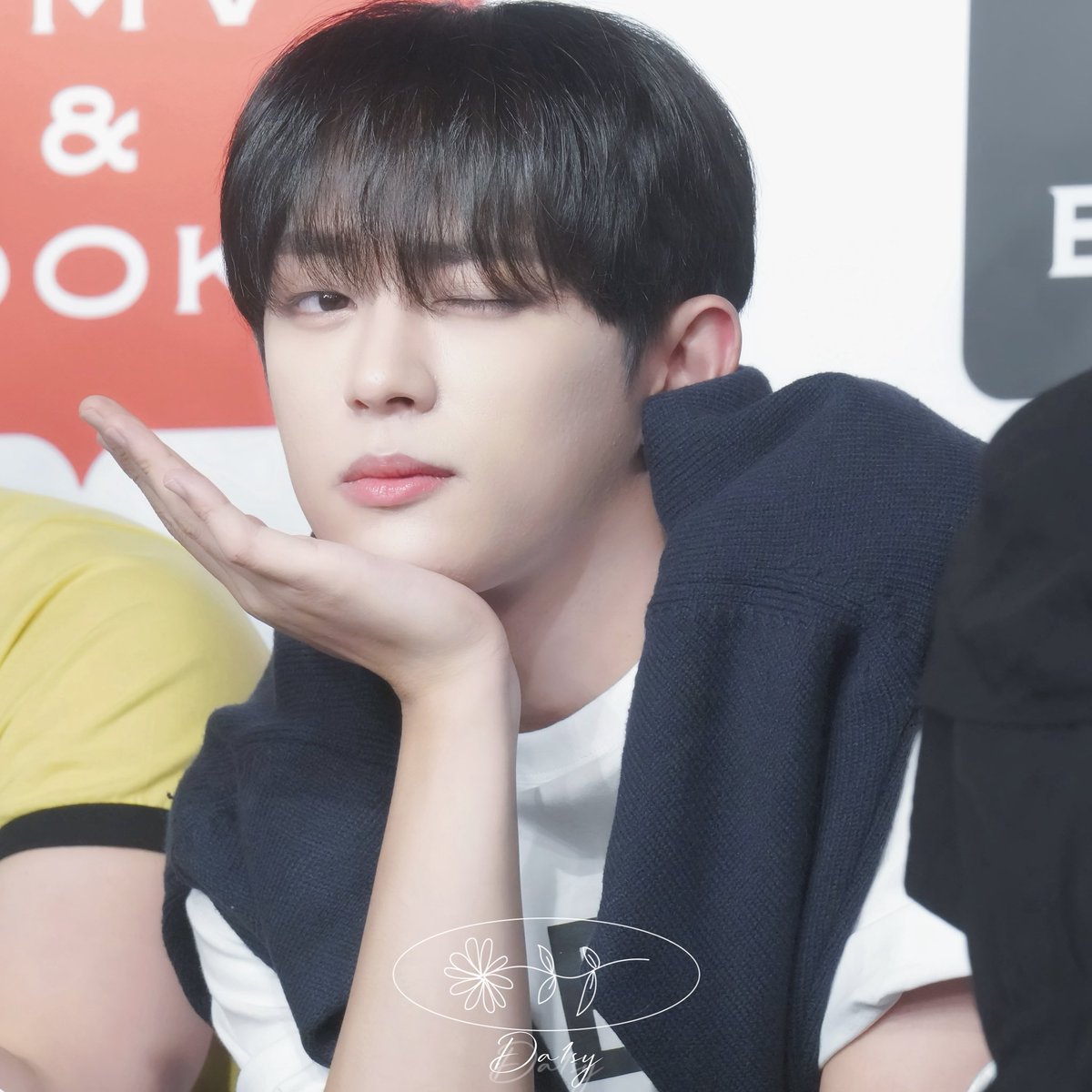 𝐃𝑎𝟏𝑠𝑦.・❁ tweet media