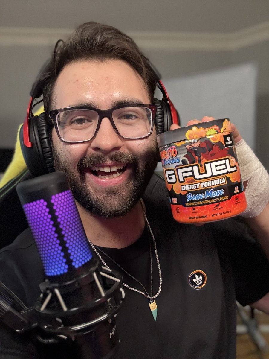 ImTrovie's tweet photo. 🚨 WE’RE LIVE 🚨
First stream as an official @GFuelEnergy Ambassador! 💜⚡️
Come hang out, vibe, and celebrate with the #GFuelFamily!
🔗 https://t.co/qLzJwH2y3h 👈
#GFuelPartner #GFuelEnergy #Twitch https://t.co/xNQbye8rwS