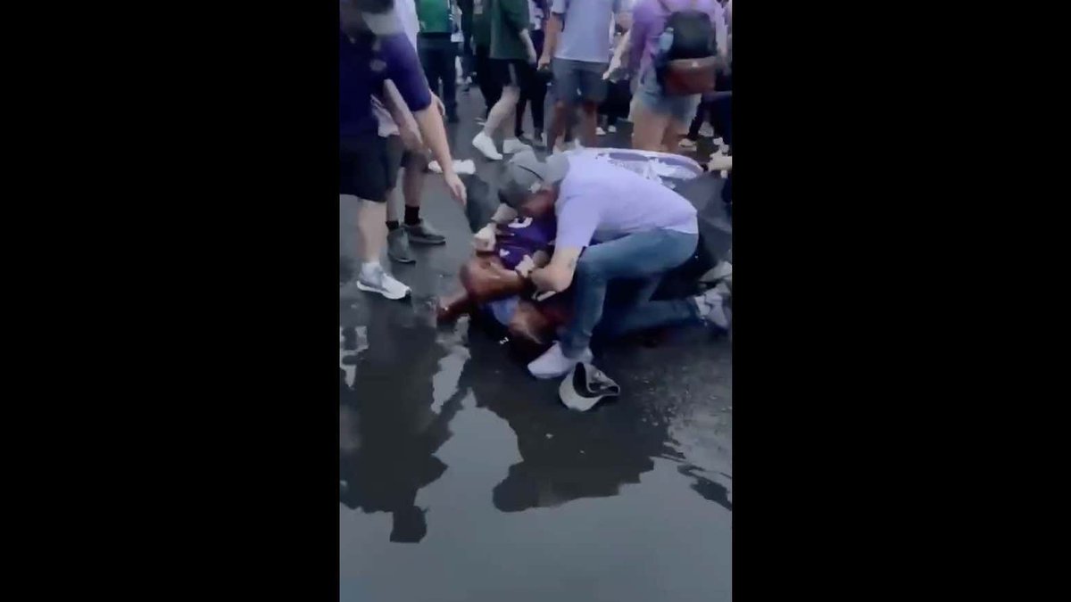 barstoolsports's tweet photo. Bad to Worse: Kansas State QB Avery Johnson's Dad and Brother Reportedly Got in a Fight After the Wildcats' Loss to Iowa State in Ireland https://t.co/0mOsFh1Trx https://t.co/kwNkUPTibf