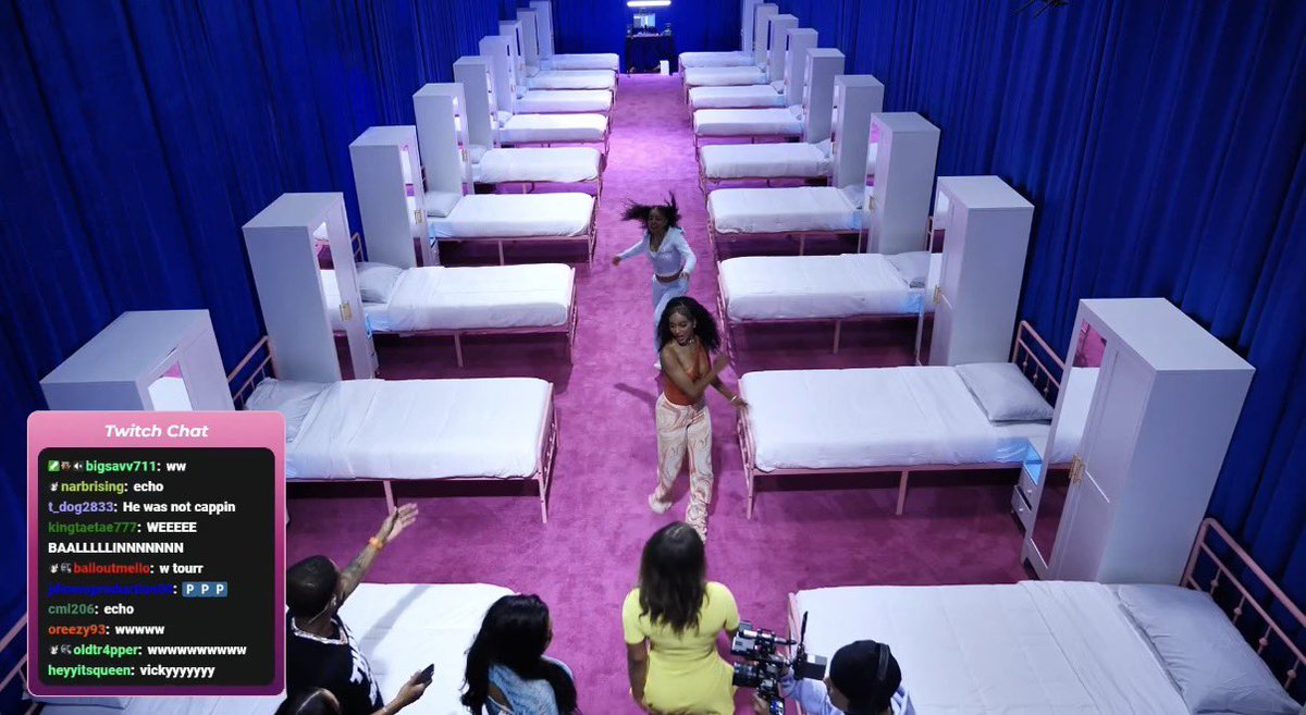 clip 🛸 tweet media