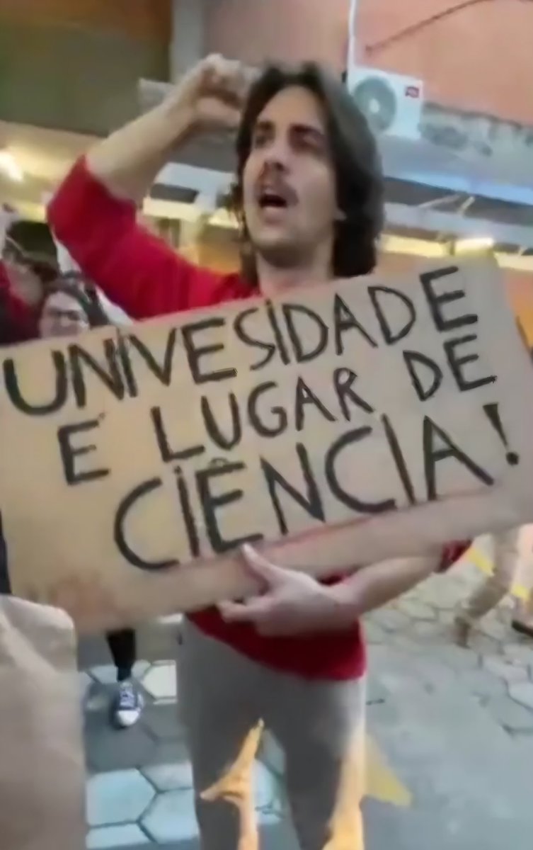 TumultoBRacervo tweet media