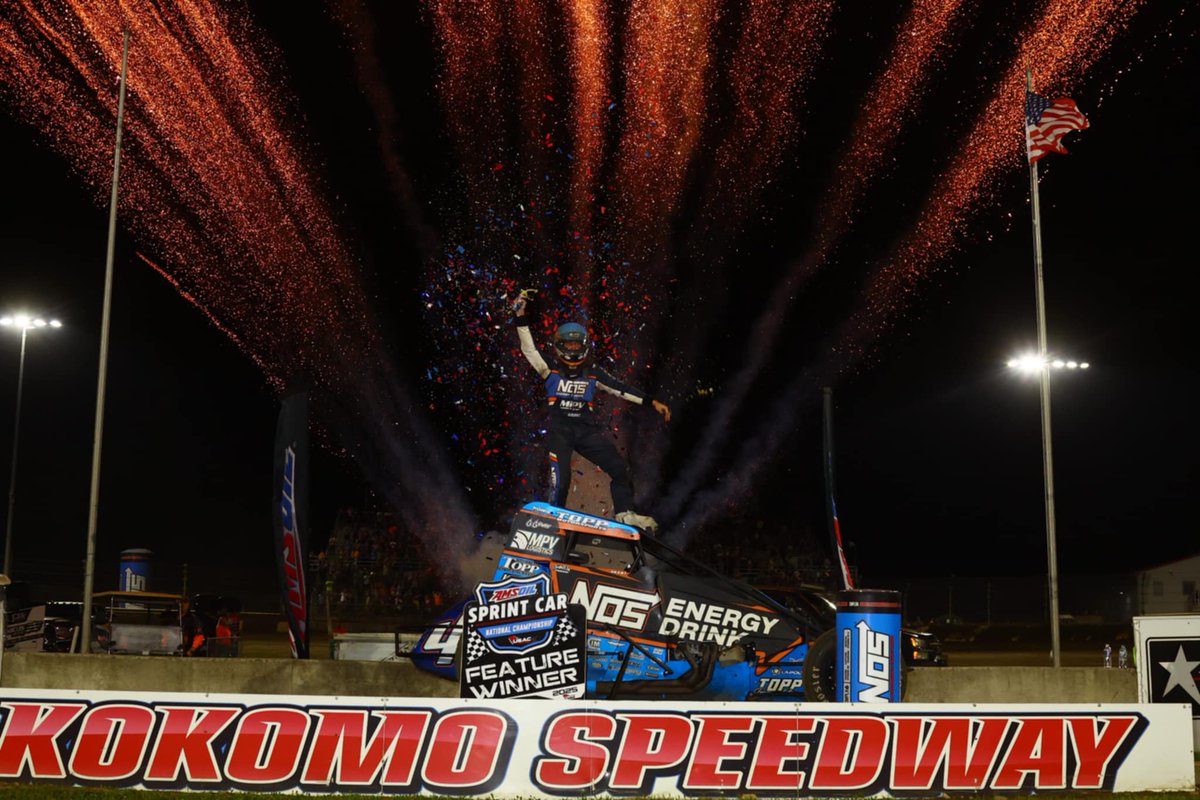 USAC Racing (@usacnation) on Twitter photo .<a href="/JustinGrant40/">Justin Grant 🇺🇸</a> is unreal!
With a broken left foot, he not only wins his 5th <a href="/ElliottsTrailer/">Elliott's Custom Trailers & Carts</a> #SmackdownXIV tonight at <a href="/kokomospeedway/">Kokomo Speedway</a>...
He also does a cage stand!
He also ties <a href="/DaveDarland/">Dave Darland Racing</a> as the winningest USAC <a href="/AMSOILINC/">AMSOIL INC</a> National Sprint Car driver of all-time with win #62! .<a href="/JustinGrant40/">Justin Grant 🇺🇸</a> is unreal!
With a broken left foot, he not only wins his 5th <a href="/ElliottsTrailer/">Elliott's Custom Trailers & Carts</a> #SmackdownXIV tonight at <a href="/kokomospeedway/">Kokomo Speedway</a>...
He also does a cage stand!
He also ties <a href="/DaveDarland/">Dave Darland Racing</a> as the winningest USAC <a href="/AMSOILINC/">AMSOIL INC</a> National Sprint Car driver of all-time with win #62!