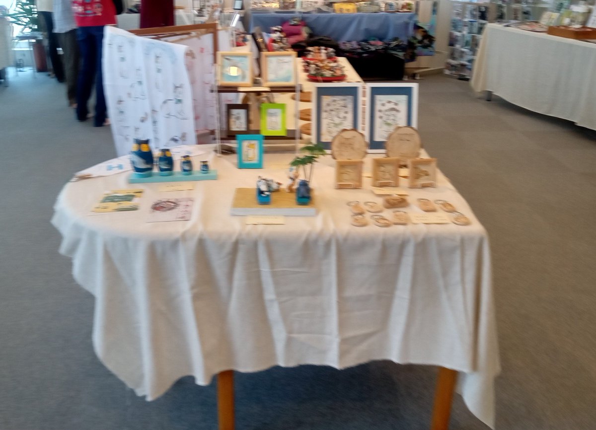 ガクエンねこ市２
3日目始まりました。