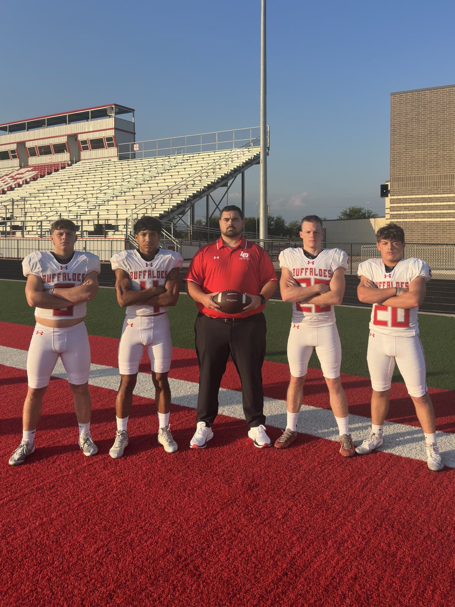 Coach Deramee tweet media