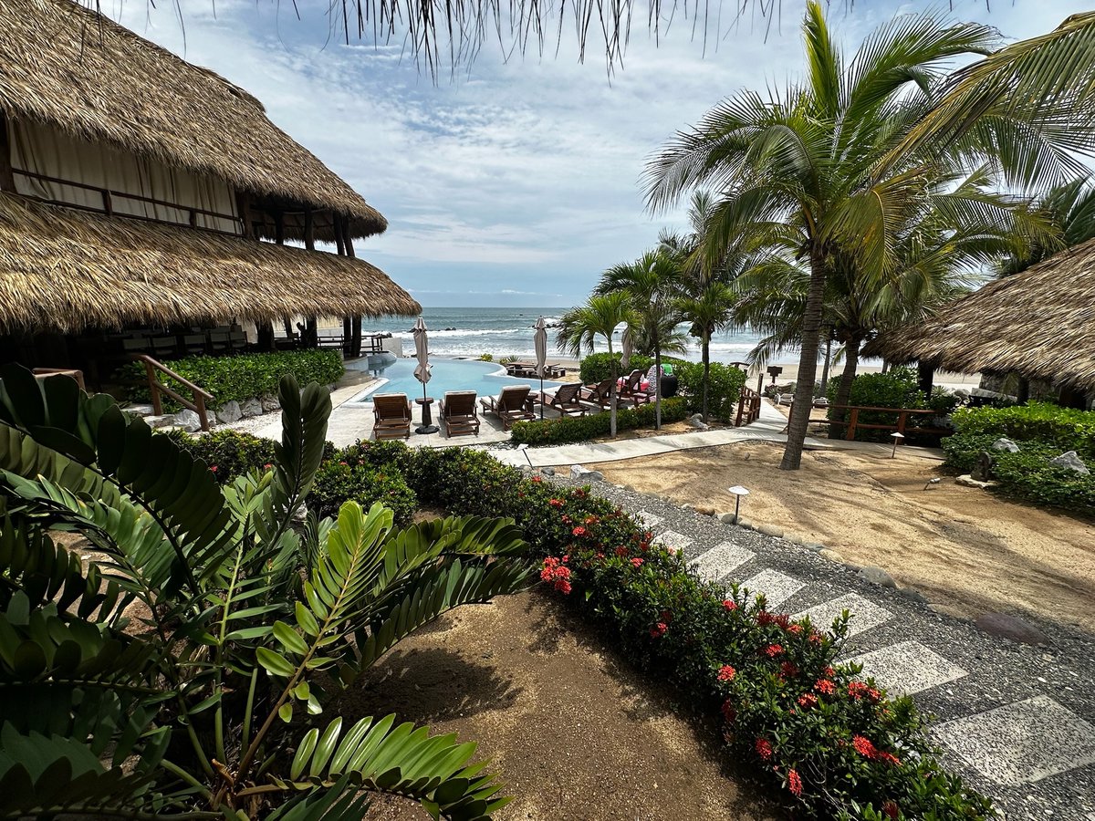 The kind of place that looks like a dream but feels even better — welcome to paradise. 🌴🌞🐚⛱️ #VillaLife #HiddenParadise #TronconesBeach #VisitMexico