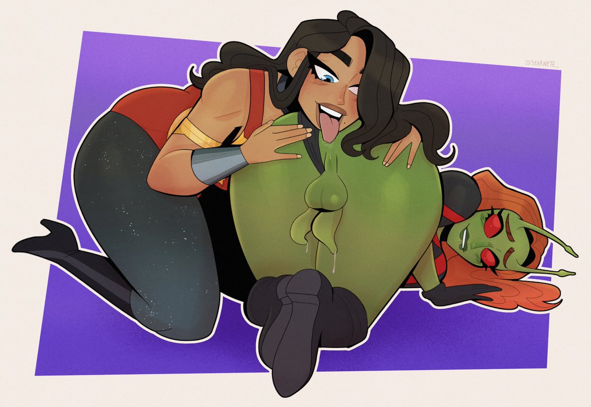 These Titans reunions get a little quirky at times #DCcomics