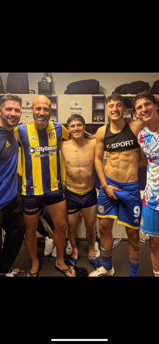 te entiendo <a href="/Newells/">Newell’s Old Boys</a> yo también andaría regalada…..