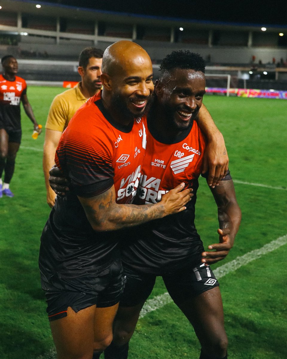 Isso é Furacão! Seguimos trabalhando para devolver o clube ao lugar que merece! 🌪️🔴⚫️

#SpeedMendoza⚡️