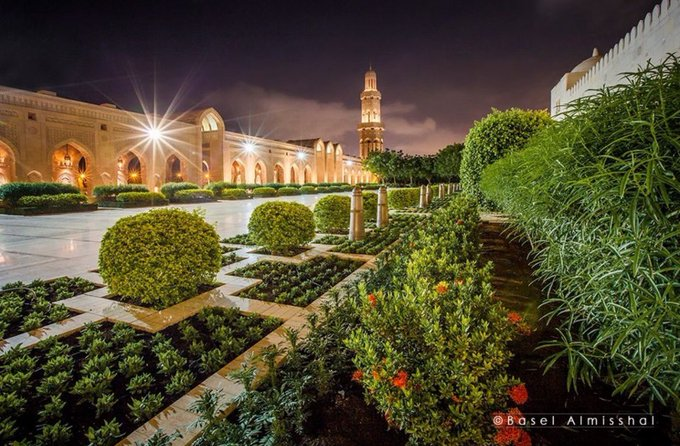 لو علمتم كم من الخير ينتظركم، لضحكتم فرحًا، واطمأننتم حدّ اليقين. فقط… ثقوا بالله
#مساء__الخير