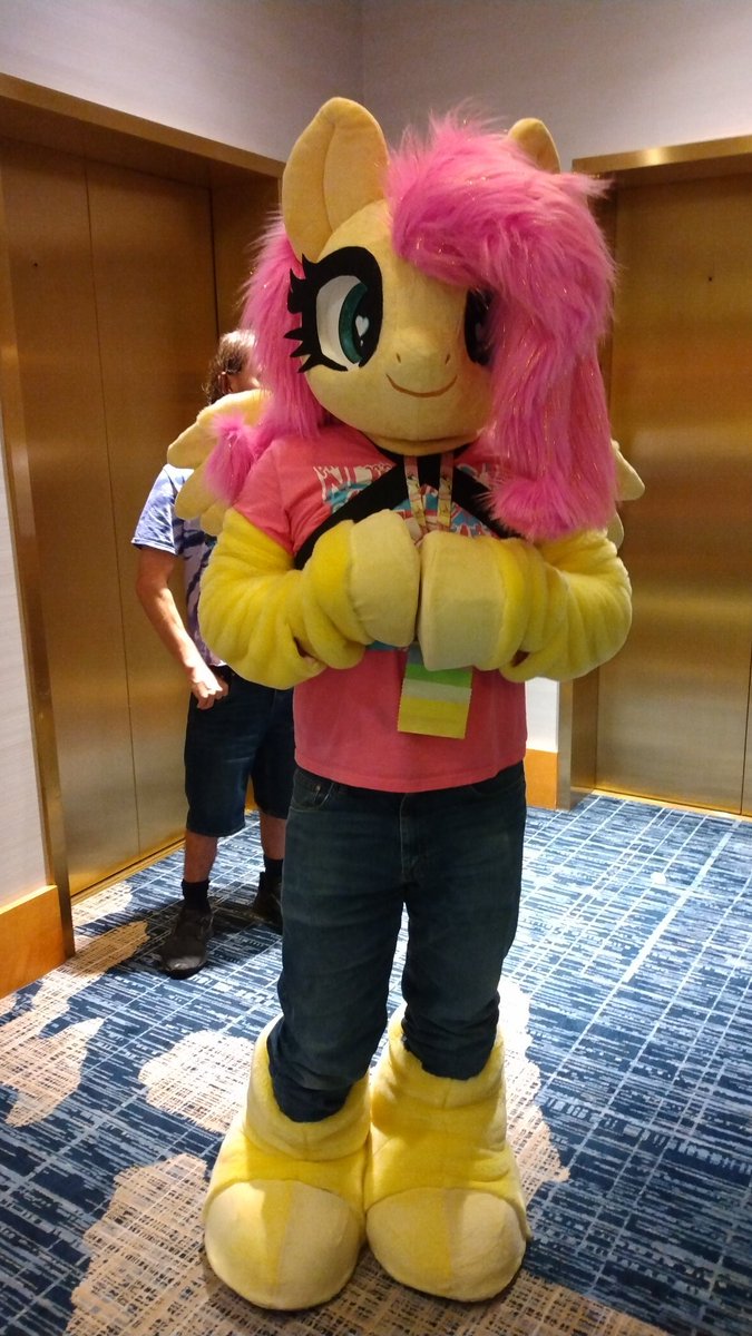 HerbieKick's tweet photo. Fluttershy spotted at @EverfreeNW #mlp #mylittlepony #efnw2025 https://t.co/TcPLV8EC9D