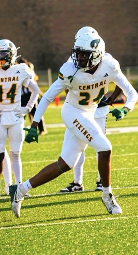 Starting season off with a win against CENTRAL MONTGOMERY 16-11