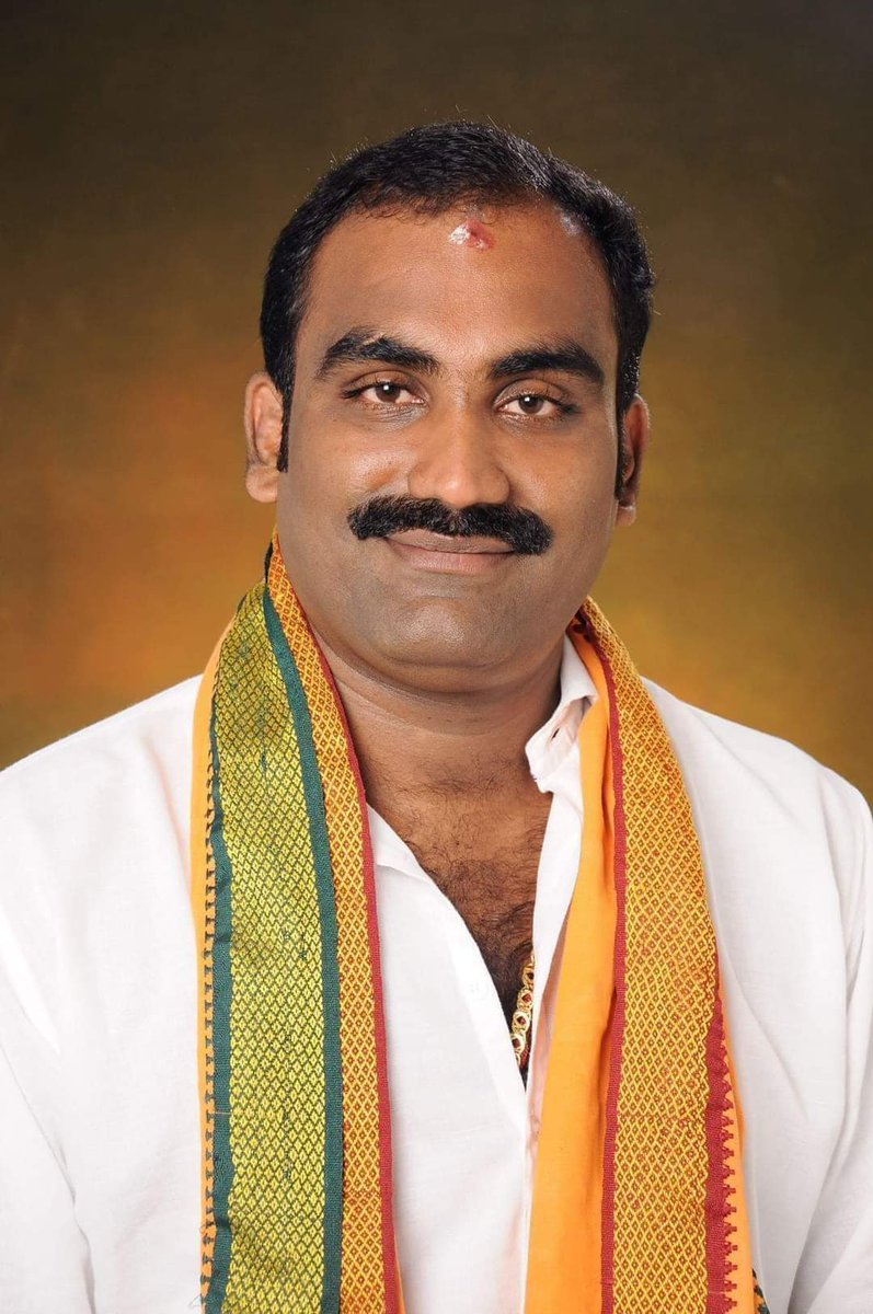 S N Channabasappa (Chenni) (@chennibjp) on Twitter photo ಉಡುಪಿ ವಿಧಾನಸಭಾ ಕ್ಷೇತ್ರದ ಜನಪ್ರಿಯ ಶಾಸಕರಾದ ಶ್ರೀ ಯಶ್ಪಾಲ್ ಆನಂದ್ ಸುವರ್ಣ ಅವರಿಗೆ ಹುಟ್ಟುಹಬ್ಬದ ಹಾರ್ದಿಕ ಶುಭಾಶಯಗಳು. 🙏
ದೇವರು ನಿಮಗೆ ಉತ್ತಮ ಆರೋಗ್ಯ, ದೀರ್ಘಾಯುಷ್ಯ ಹಾಗೂ ಅಪಾರ ಶಕ್ತಿ ನೀಡಿ, ಜನರ ಅಭಿವೃದ್ದಿಗಾಗಿ, ನಾಡಿನ ಶ್ರೇಯೋಭಿವೃದ್ಧಿಗಾಗಿ ನಿರಂತರ ಸೇವೆ ಸಲ್ಲಿಸುವ ಅವಕಾಶ ಕಲ್ಪಿಸಲಿ ಎಂದು ಹಾರೈಸುತ್ತೇನೆ.
<a href="/YashpalBJP/">Yashpal Anand Suvarna</a> ಉಡುಪಿ ವಿಧಾನಸಭಾ ಕ್ಷೇತ್ರದ ಜನಪ್ರಿಯ ಶಾಸಕರಾದ ಶ್ರೀ ಯಶ್ಪಾಲ್ ಆನಂದ್ ಸುವರ್ಣ ಅವರಿಗೆ ಹುಟ್ಟುಹಬ್ಬದ ಹಾರ್ದಿಕ ಶುಭಾಶಯಗಳು. 🙏
ದೇವರು ನಿಮಗೆ ಉತ್ತಮ ಆರೋಗ್ಯ, ದೀರ್ಘಾಯುಷ್ಯ ಹಾಗೂ ಅಪಾರ ಶಕ್ತಿ ನೀಡಿ, ಜನರ ಅಭಿವೃದ್ದಿಗಾಗಿ, ನಾಡಿನ ಶ್ರೇಯೋಭಿವೃದ್ಧಿಗಾಗಿ ನಿರಂತರ ಸೇವೆ ಸಲ್ಲಿಸುವ ಅವಕಾಶ ಕಲ್ಪಿಸಲಿ ಎಂದು ಹಾರೈಸುತ್ತೇನೆ.
<a href="/YashpalBJP/">Yashpal Anand Suvarna</a>