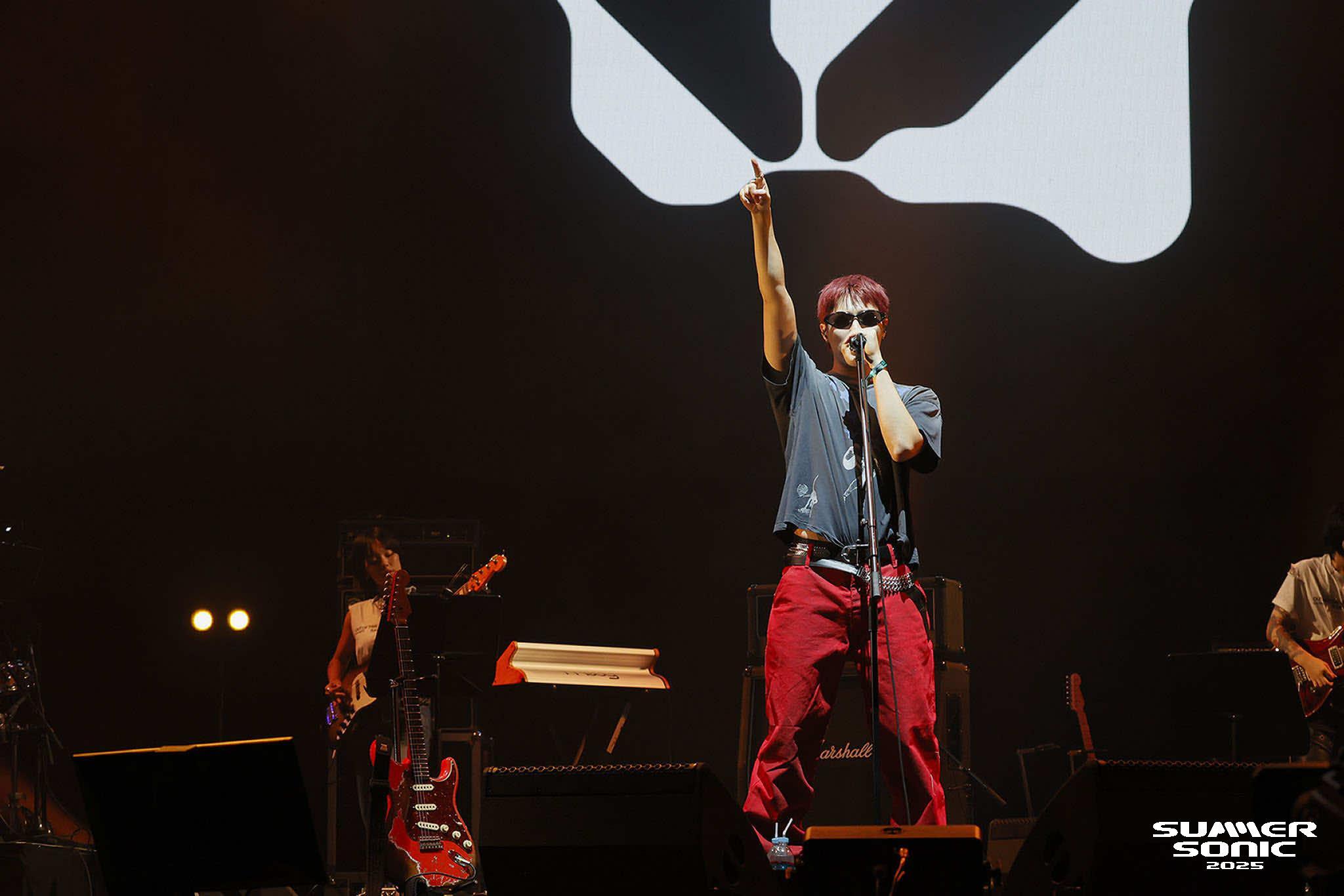 GzFeMjVaEAAbsbj?format=jpg&name=large