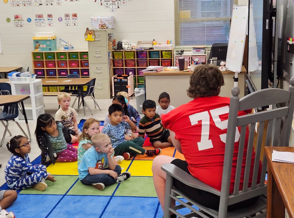 Anthony Scott (@anthony51scott) on Twitter photo Happy to spend my Friday mornings reading to these awesome kids. Thank you <a href="/R_M_Moore_Elem/">R M Moore</a> for having us! <a href="/Championsforli1/">Steve Sapere</a> <a href="/WarriorsCHS/">CHS Warrior Football</a> <a href="/CcsdMedia/">MediaCCSD</a> <a href="/CHS_Warriors/">Cherokee HS Warriors</a> <a href="/CherokeeAD/">Cherokee AD</a> Happy to spend my Friday mornings reading to these awesome kids. Thank you <a href="/R_M_Moore_Elem/">R M Moore</a> for having us! <a href="/Championsforli1/">Steve Sapere</a> <a href="/WarriorsCHS/">CHS Warrior Football</a> <a href="/CcsdMedia/">MediaCCSD</a> <a href="/CHS_Warriors/">Cherokee HS Warriors</a> <a href="/CherokeeAD/">Cherokee AD</a>