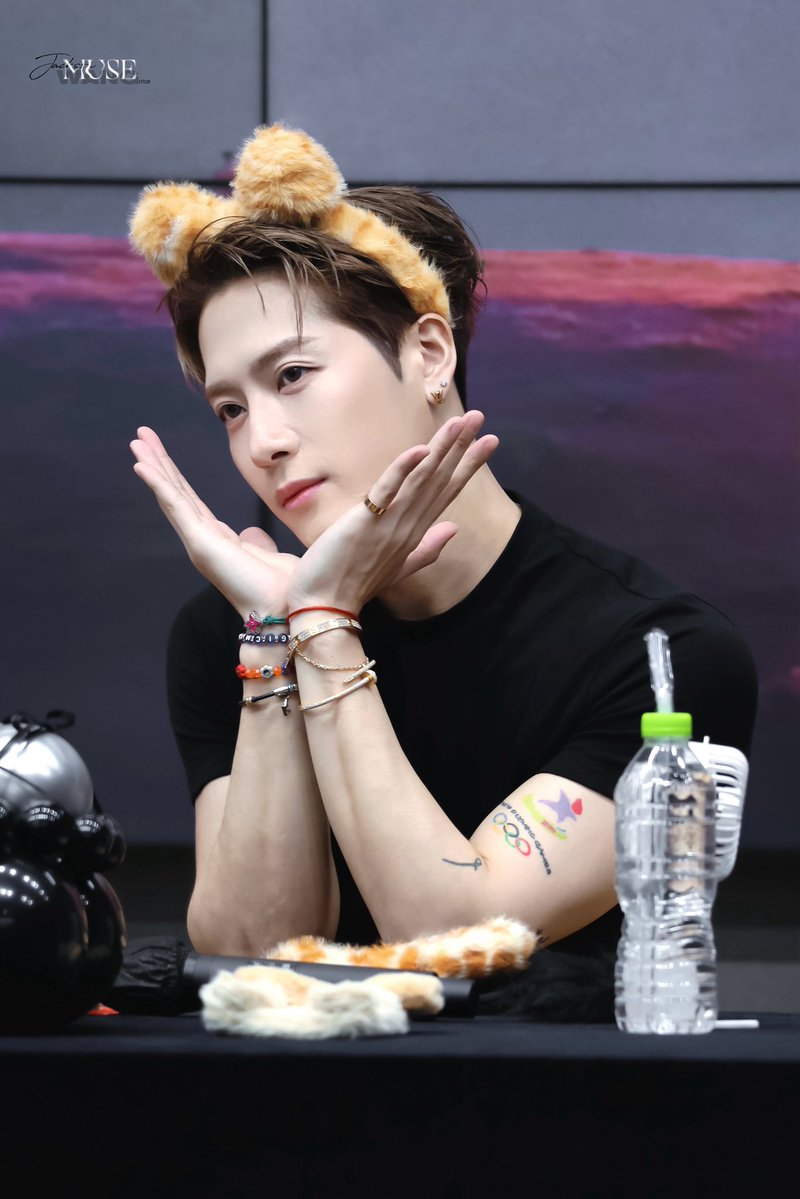Kay💚GOT7 (@lsupasawas) on Twitter photo Hi <a href="/OnAirRomeo/">On Air Romeo</a> ! I would like to request #MADEMEAMAN by <a href="/JacksonWang852/">Jackson Wang</a> on <a href="/MostRequestLive/">Most Requested Live</a>. Can't wait to hear it❤️🩹 Thank you #MostRequestedLive
#JacksonWang
#MAGICMAN2
open.spotify.com/track/3upOe7Hf… Hi <a href="/OnAirRomeo/">On Air Romeo</a> ! I would like to request #MADEMEAMAN by <a href="/JacksonWang852/">Jackson Wang</a> on <a href="/MostRequestLive/">Most Requested Live</a>. Can't wait to hear it❤️🩹 Thank you #MostRequestedLive
#JacksonWang
#MAGICMAN2
open.spotify.com/track/3upOe7Hf…