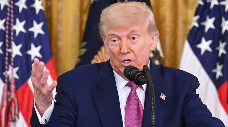 Graph showing voter registration trends