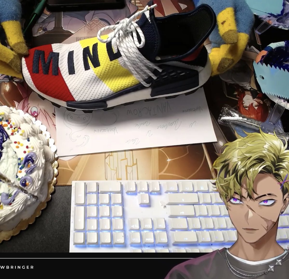 vantazip's tweet photo. 🃏: *reveals his shoes*
💬: those are unc shoes
🃏: what do you mean?! 😭

the shoes in question: https://t.co/t7zBqDko7W