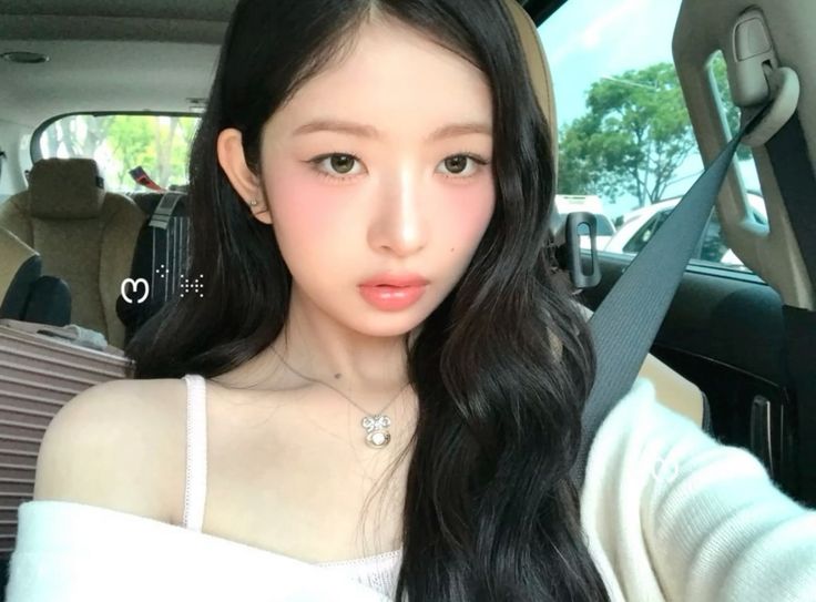 ⠀⠀⠀⋆⠀———⠀( 조 )⠀⠀mini sorteo w. 🦢⠀   𓂃 𖹭

⠀⠀⠀⠀⠀⠀⠀⠀⠀    🏆20 rbx + cupo canva

requirements 𓂃 !
—seguirnos con notis activas
—dar fav y rt
—@ un muti