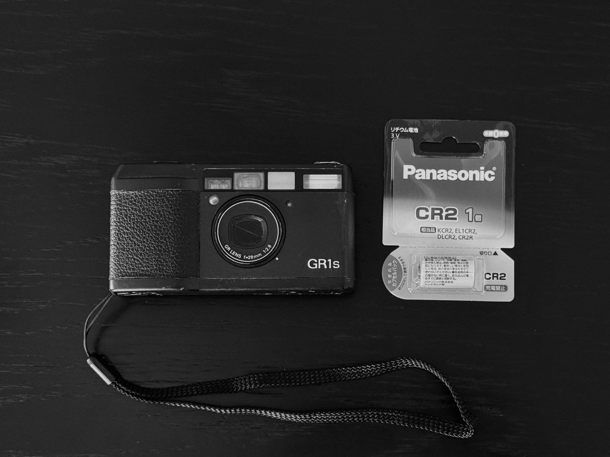 ichi01_tw's tweet photo. 何年かぶりに電池導入
#grsnaps #ricohgr #gr1s https://t.co/YX6WKnJqmi
